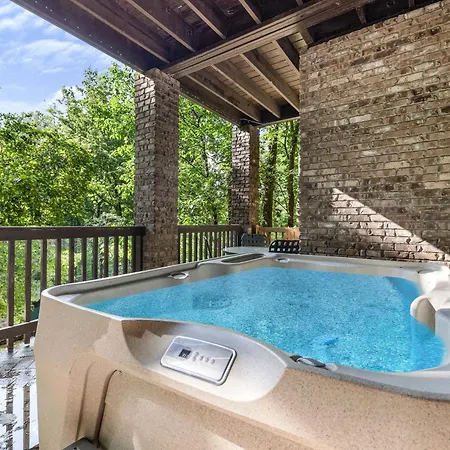 Villa Hillside Hideaway